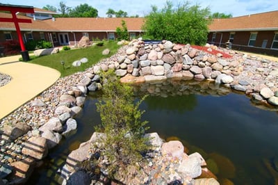 addington-place-of-des-moines-des-moines-pond