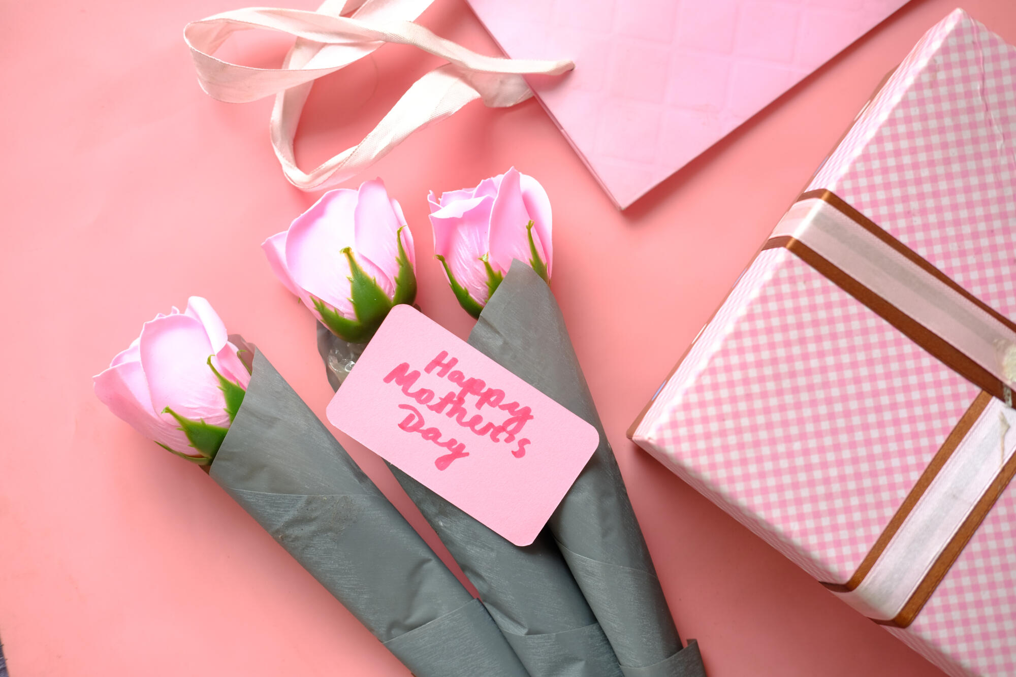 Mother's Day Ideas for Seniors in Des Moines, Iowa